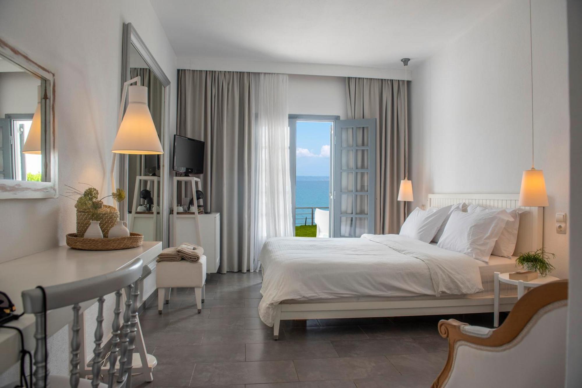 White Suites Resort Afytos Exterior foto